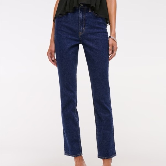 Abercrombie & Fitch Ultra High Rise Ankle Straight Jean, size 25 short - Picture 2 of 9